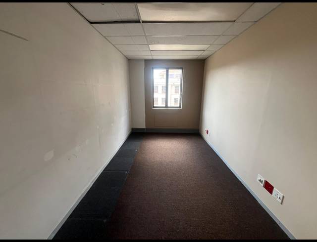 2,223M² OFFICE TO LET IN RIVONIA